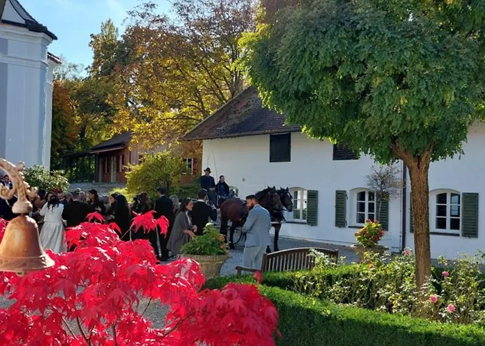 Gutshof In Seenaehe * Dießen am Ammersee